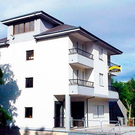 Pension Garcia ترياكاستيلا المظهر الخارجي الصورة